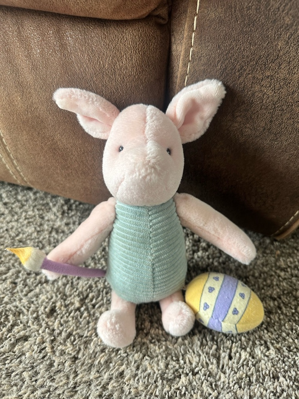 “Classic Pooh” vintage piglet